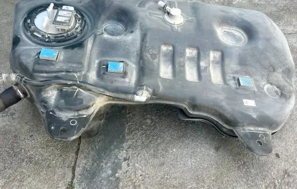 KIA Sportage Fuel tank 31171N7800 31100N7800 31110N7800