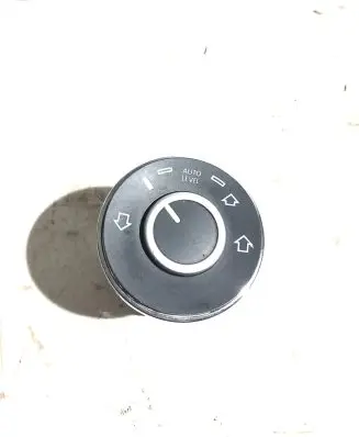 Volkswagen Touareg I Suspension ride height/mode switch 7L6927135E 32210201