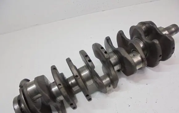 Volkswagen Transporter - Caravelle T4 Crankshaft 1438074DE11