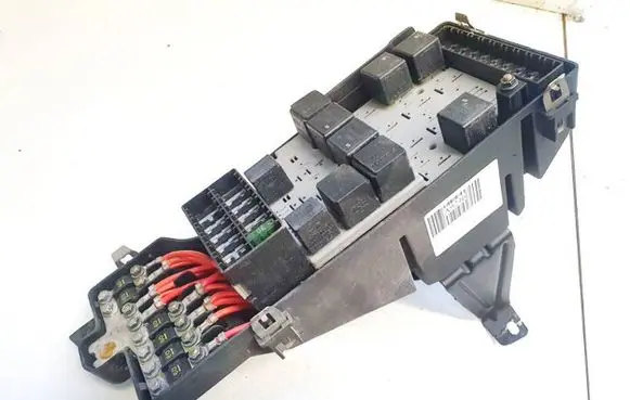 Volvo S80 Fuse box set 9441606 9441607