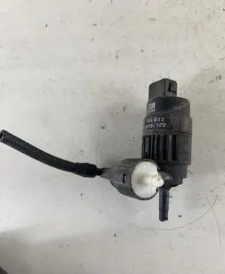 Opel Corsa C Windscreen/windshield washer pump 090586632