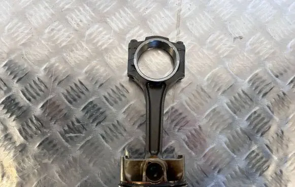 Maserati Levante Piston 326368