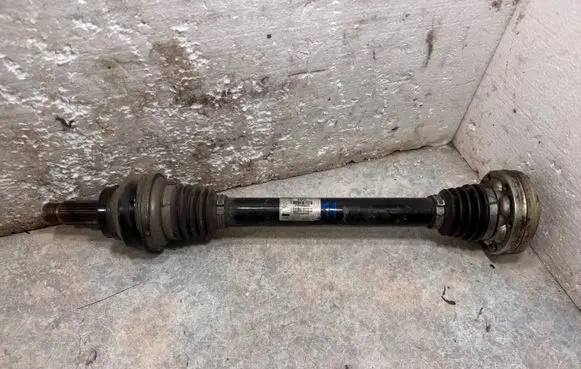 BMW X5M F85 Rear driveshaft 7849969