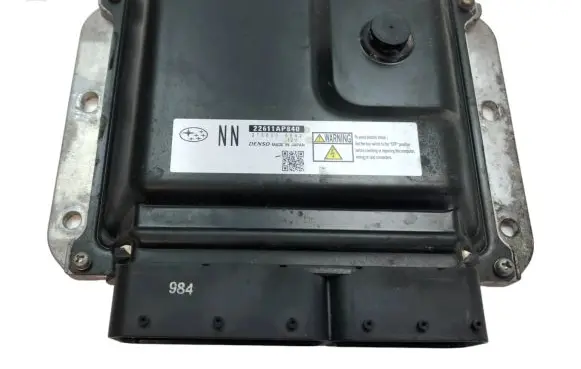 Subaru Outback Engine control unit/module 22611AP840 275800-9842