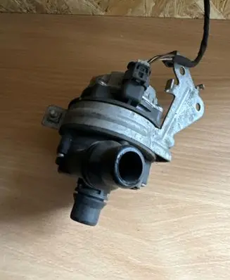 Mercedes-Benz C W205 Electric auxiliary coolant/water pump A0005002686 0392024050