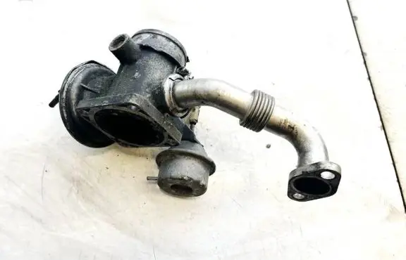 Chrysler Grand Voyager IV EGR valve