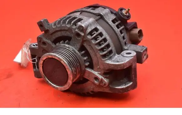 Toyota Avensis Verso Generator/alternator 270600G021