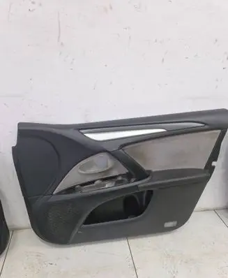 Toyota Avensis T270 Front door card panel trim 