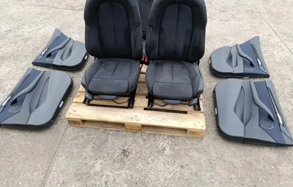 BMW X2 F39 Seat set 