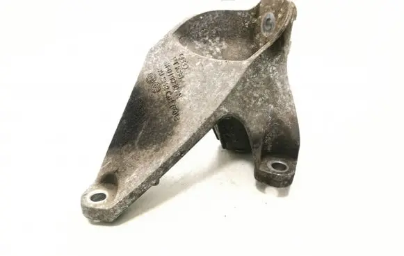Audi A6 S6 C6 4F Engine mounting bracket 4F0199307N