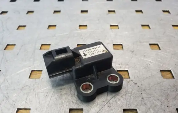 Hyundai Terracan Airbag deployment crash/impact sensor 95640M3110