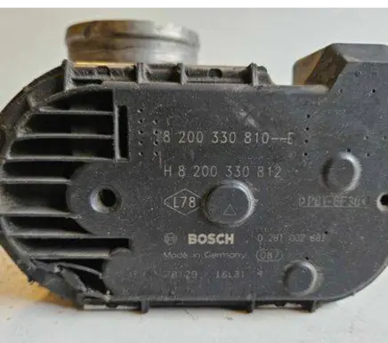 Nissan X-Trail T31 Throttle valve 8200330812 0281002681 98200330810