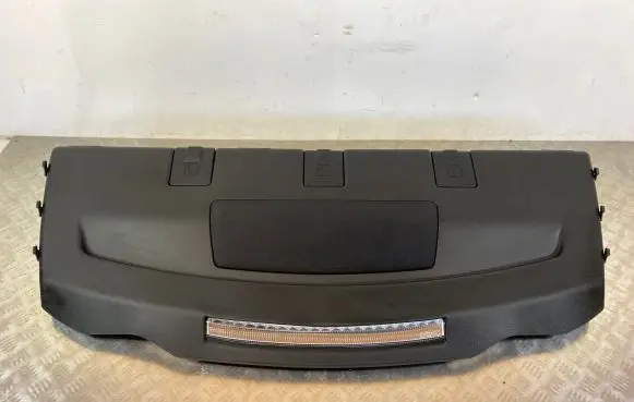 Maserati Quattroporte Parcel shelf