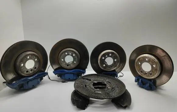 BMW 5 F10 F11 Brake discs and calipers set BREMBO