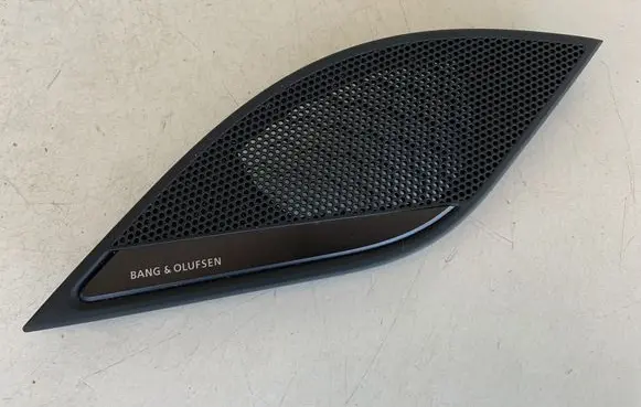Side speaker trim/cover