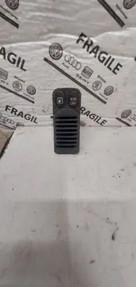 Alfa Romeo GT Fuel tank opening switch 156040104 61031400