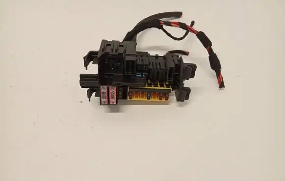 Mercedes-Benz C W205 Fuse module A20590672000 19261000002 A2059067200