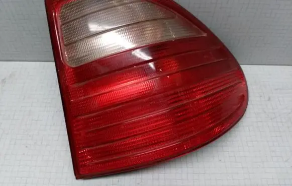 Mercedes-Benz E W210 Rear/tail lights 198028R 199346