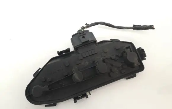 Tail light part