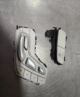 Mercedes-Benz C W205 Seat control switch A2059057851 A2059050404