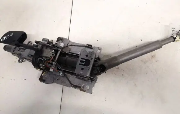 Volkswagen Touran I Steering wheel axle