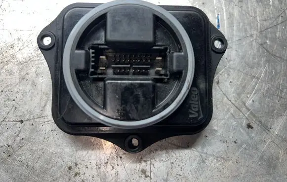 Volvo S60 Headlight ballast module Xenon S0015 1576 90053126