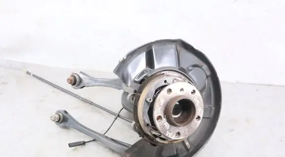 BMW 4 F32 F33 Rear wheel hub spindle/knuckle 6797507 6792533 6792543