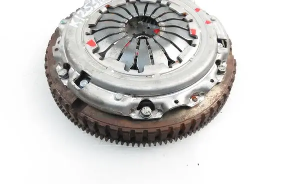 Renault Clio II Flywheel C1019608 C1019616