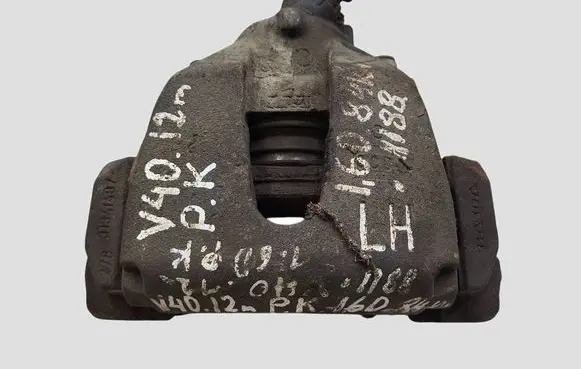 Volvo V40 Front brake caliper 31341487