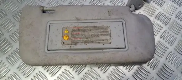 Sun visor