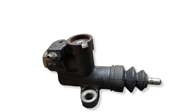 Subaru Forester SH Clutch master cylinder 