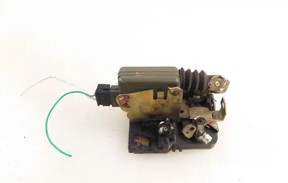 Renault Master II Front door lock 