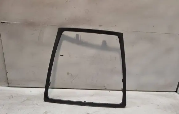 Volvo S60 Radio/GPS head unit trim 30672110