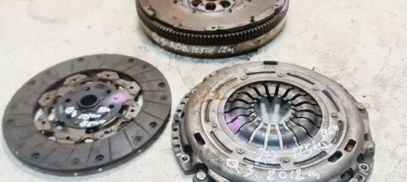 Audi Q3 8U Clutch set kit 06J141031A