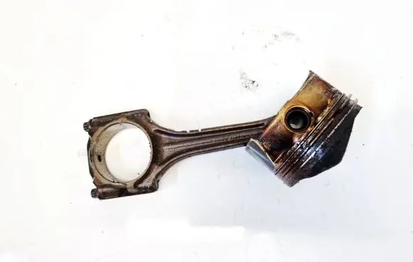 Audi A3 S3 8P Piston with connecting rod