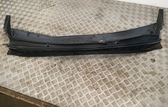 Hyundai Santa Fe Wiper trim 861502B500
