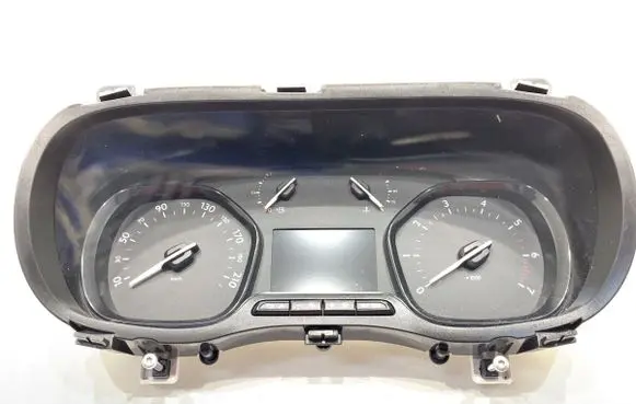 Speedometer (instrument cluster)