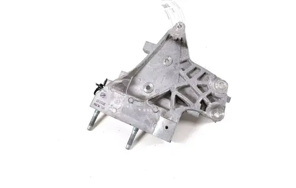 KIA Niro Engine mounting bracket