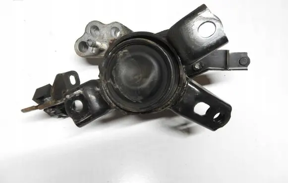 Toyota Auris 150 Engine mount bracket 45345f3d
