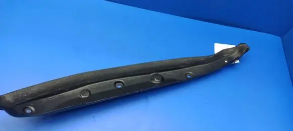Mercedes-Benz S W221 Fender end trim 2218890625