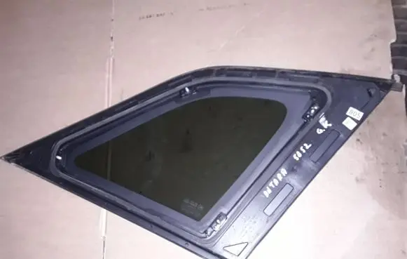 Opel Antara Rear vent window glass 96660068