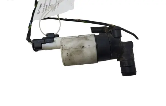 Nissan Qashqai Windscreen/windshield washer pump 9641553880 8200057015