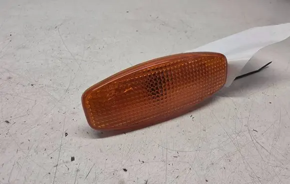 Hyundai Santa Fe Front fender indicator light 1234