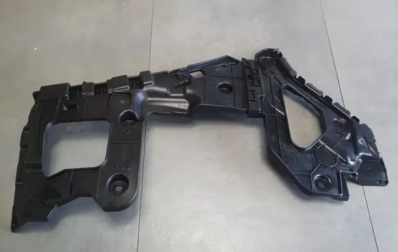 Audi Q8 Rear bumper mounting bracket 4M8807453