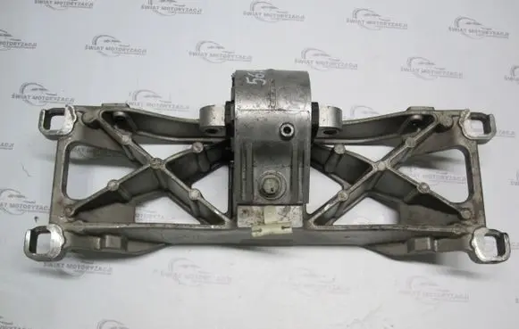 Jaguar I-Pace Gearbox mounting bracket 565GB