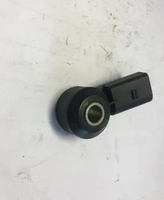Volkswagen Golf V Detonation knock sensor 030905377C
