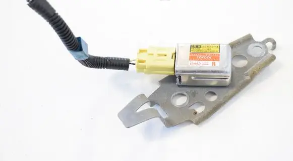 Lexus GS 300 350 430 450H Airbag deployment crash/impact sensor 8986030130