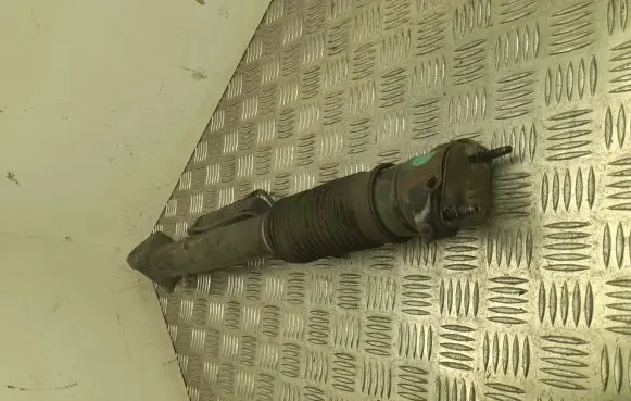 Mercedes-Benz GL X166 Rear shock absorber/damper