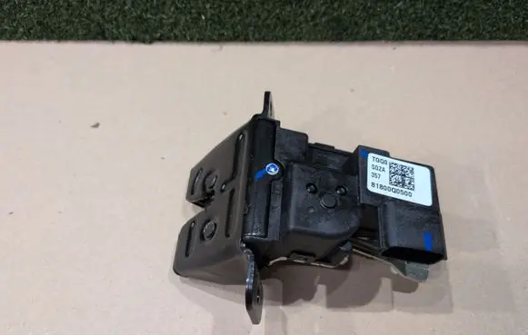 Hyundai Bayon Tailgate lock latch 81800Q0500 SGZA