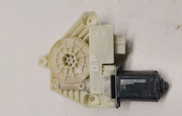 Mercedes-Benz E W213 Front door window regulator motor A2139069501